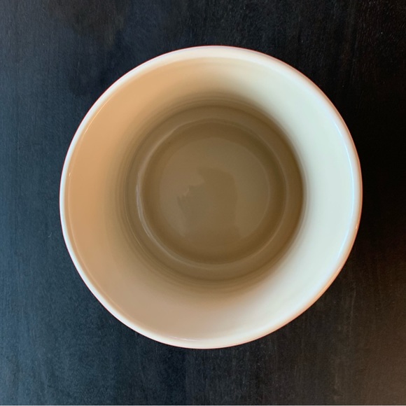 Le Creuset Stoneware Utensil Crock Cerise Red 2.3L / 2 3/8QT NWT - Picture 2 of 5